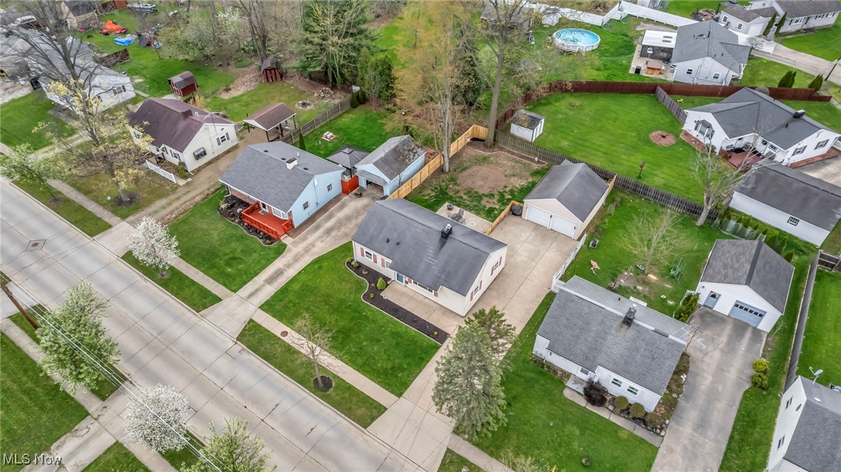 937 Oak Street, Medina, Ohio image 30