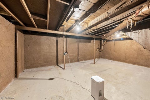 Tiny photo for 3623 Siam Avenue, Cleveland, OH 44113 (MLS # 5255337)