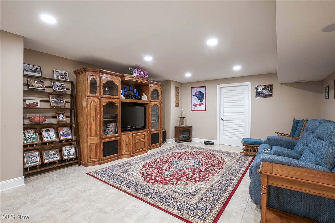 6344 Great Court Circle, Massillon, Ohio image 44