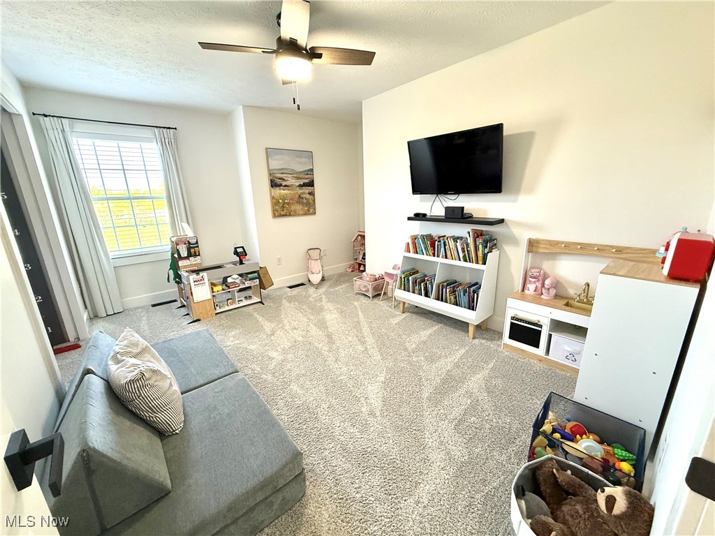 4130 Pembroke Drive, Kent, Ohio image 32