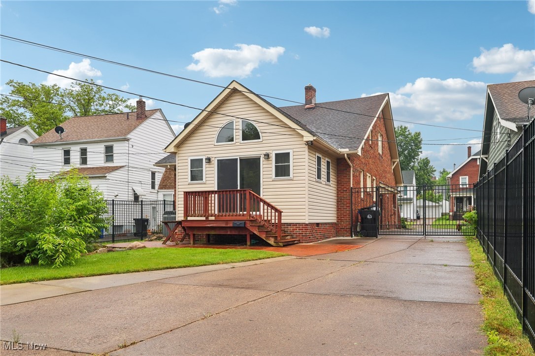 1900 Cypress Avenue, Cleveland, Ohio image 35
