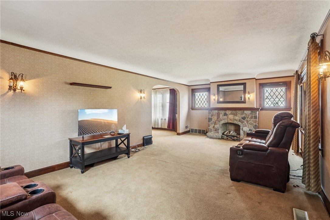 1900 Cypress Avenue, Cleveland, Ohio image 9