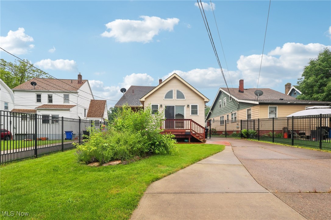 1900 Cypress Avenue, Cleveland, Ohio image 36