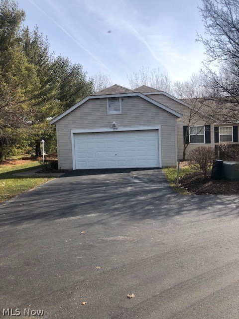 Woodbury Condo - Residential