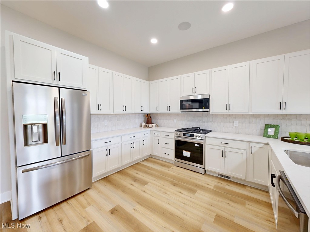 Cider Mill Townhomes - Residential