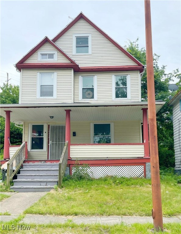 Great value and loads of potential. Check out this 2 story colonial with 1402 square feet, 6 rooms, 3 bedrooms, 1 full bath and a spacious kitchen. The property as a large living room and dining area. The property is located close to recreation, schools, public transportation, shopping, police and fire. Add this property to your portfolio as a great income producing rental or as a first time home buyer. This property is being sold as part of a probate estate. This property is being sold as-is no repairs or credits will be made by the estate. This property is part of a 4 home probate sale. The seller prefers to sale all four properties together, However, will entertain individual offers. Buyer to conduct their own due diligence. SUBJECT TO COURT APPROVAL. Please see MLS#'s 5133238, 5133274, 5133260, included in the estate. Interior photo’s provided by the estate.
.