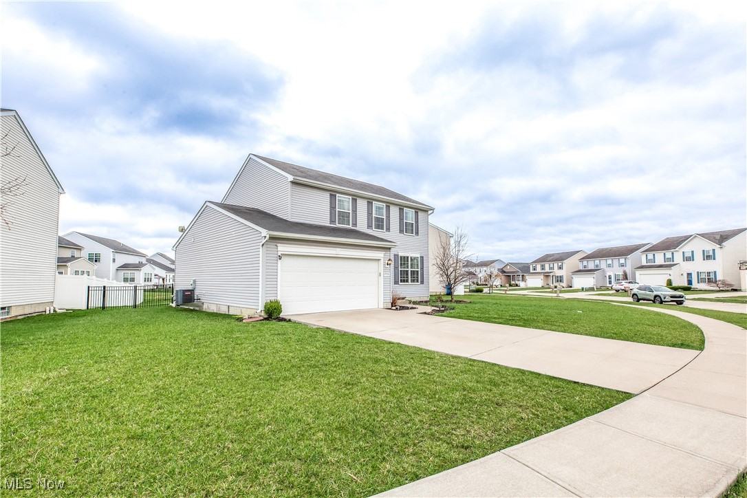 37539 Tail Feather Drive, North Ridgeville, Ohio image 3