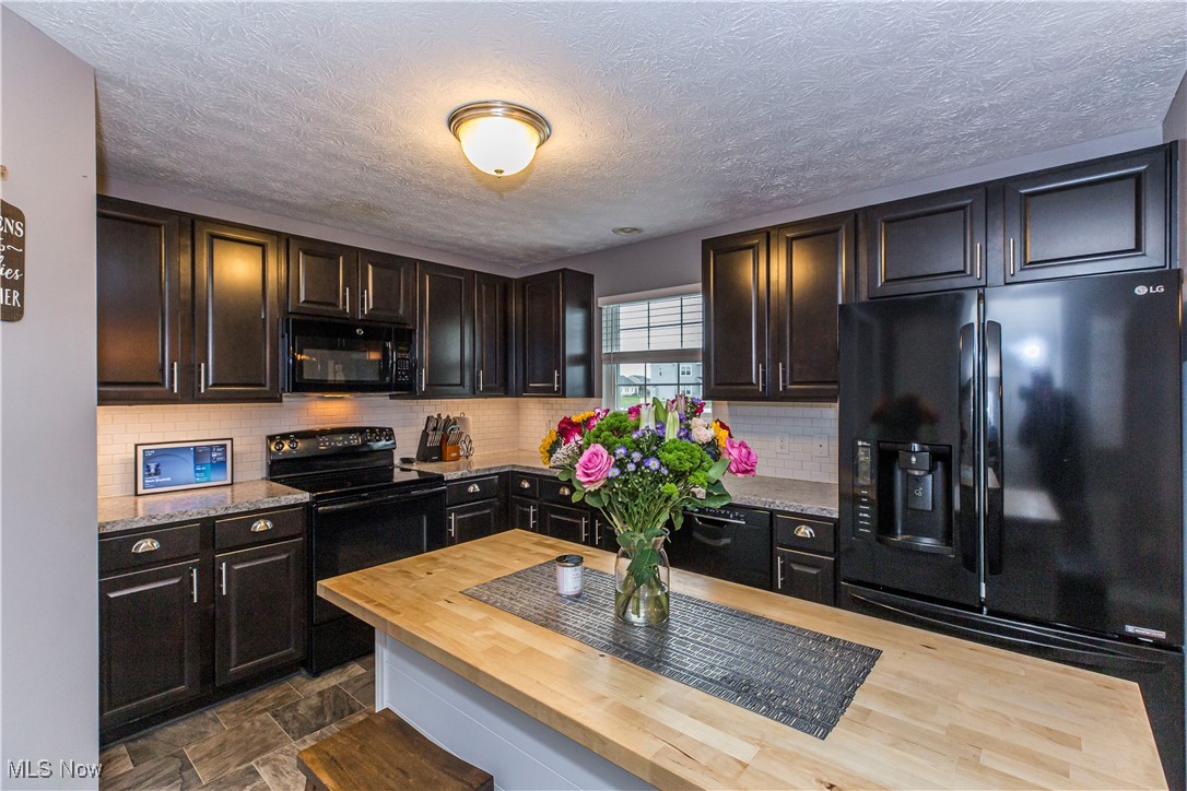 37539 Tail Feather Drive, North Ridgeville, Ohio image 17
