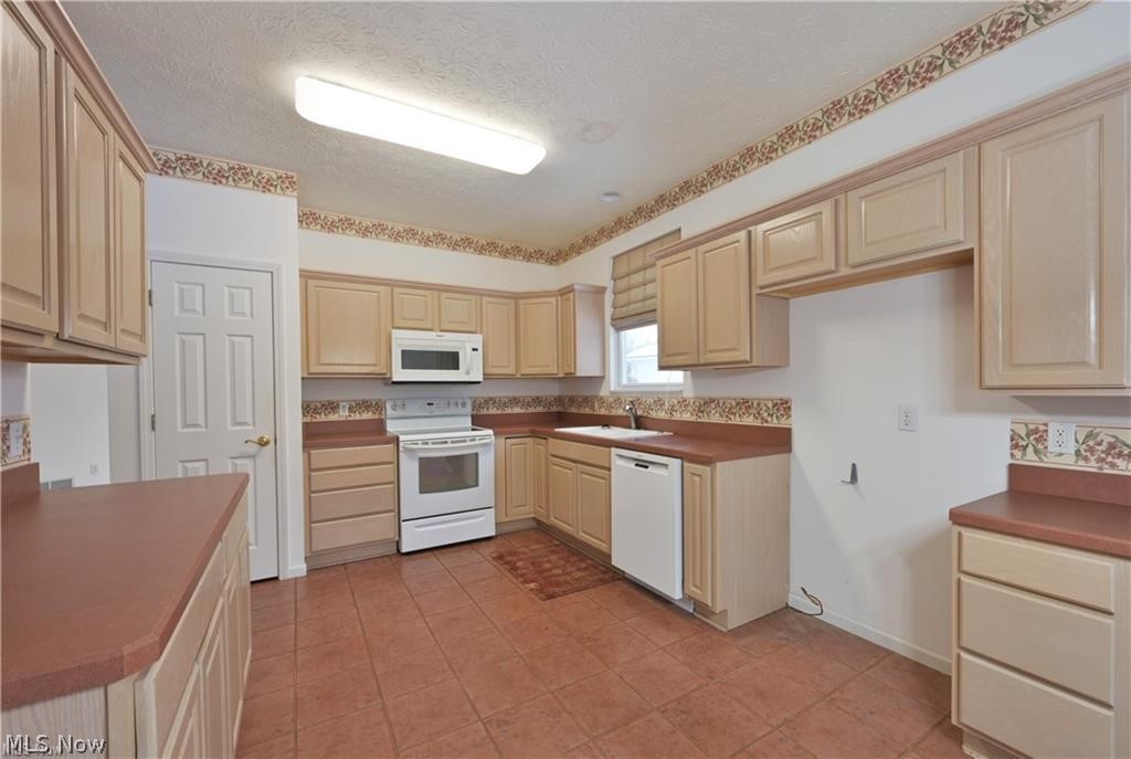 Avenbury Lakes Subdivision - Residential