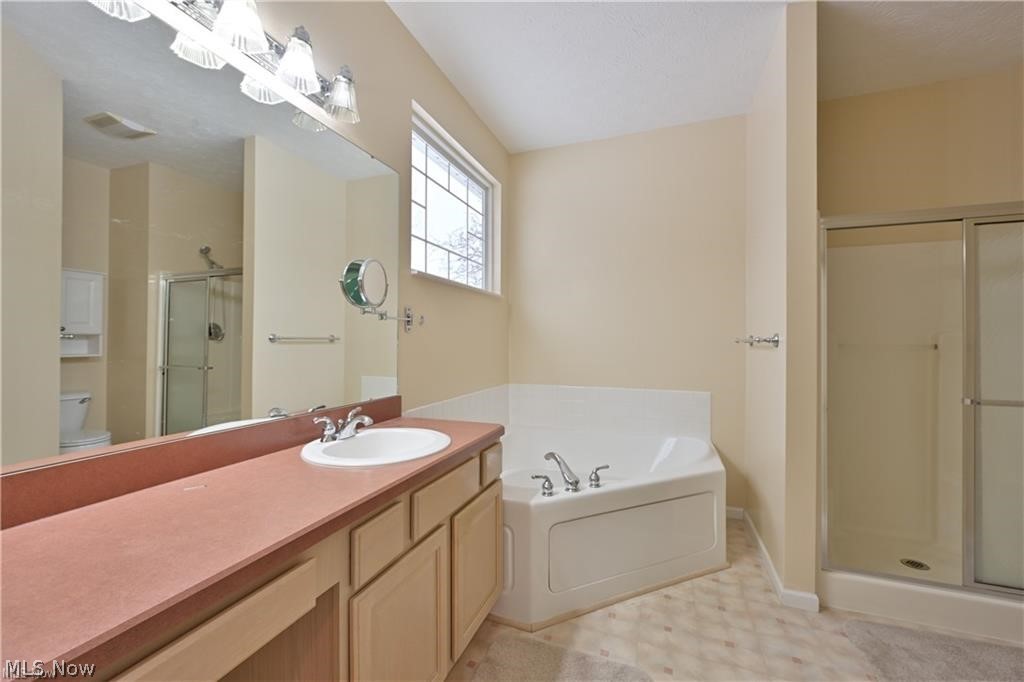 Avenbury Lakes Subdivision - Residential