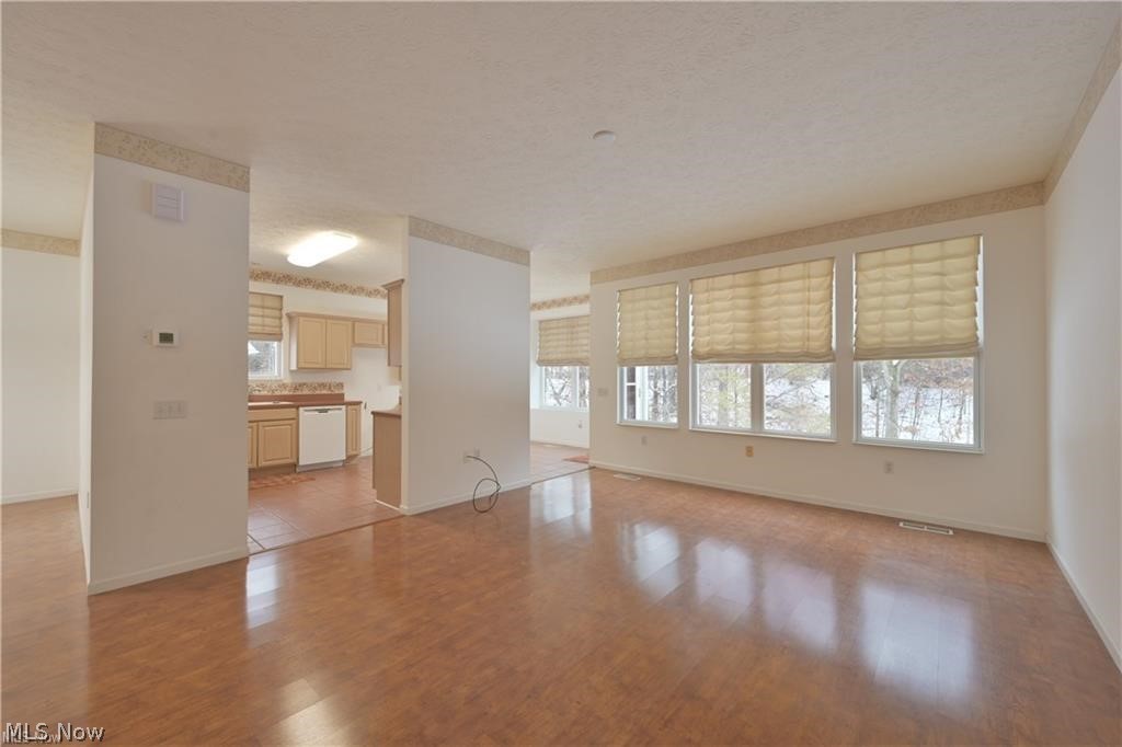 Avenbury Lakes Subdivision - Residential