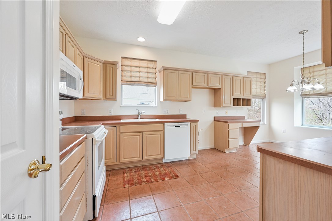 Avenbury Lakes Subdivision - Residential