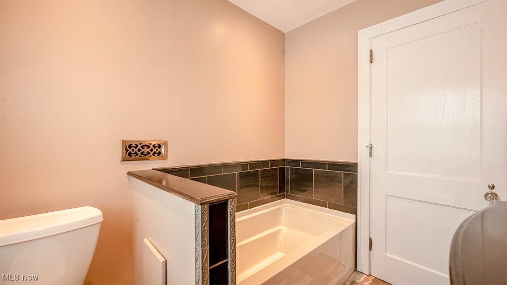 Weir Thomas Realty Companys - Residential