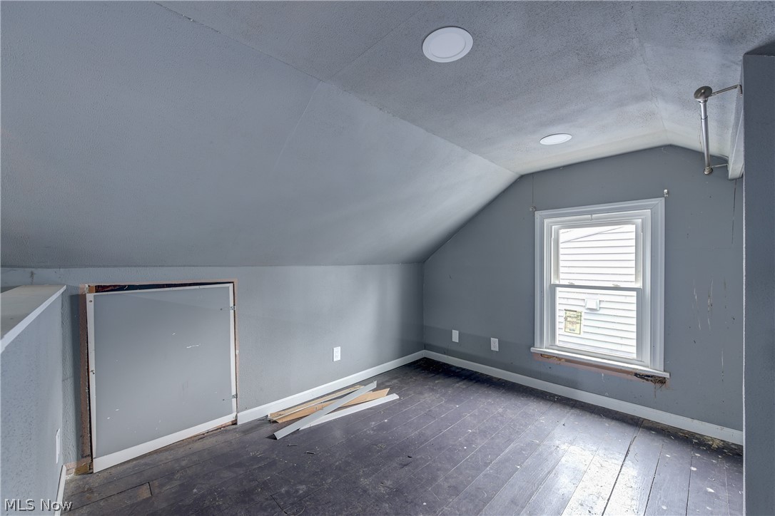 Vineyard Beach Sub - Residential