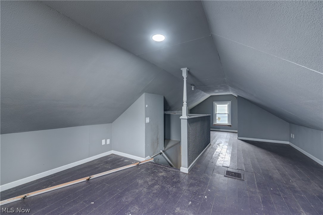 Vineyard Beach Sub - Residential