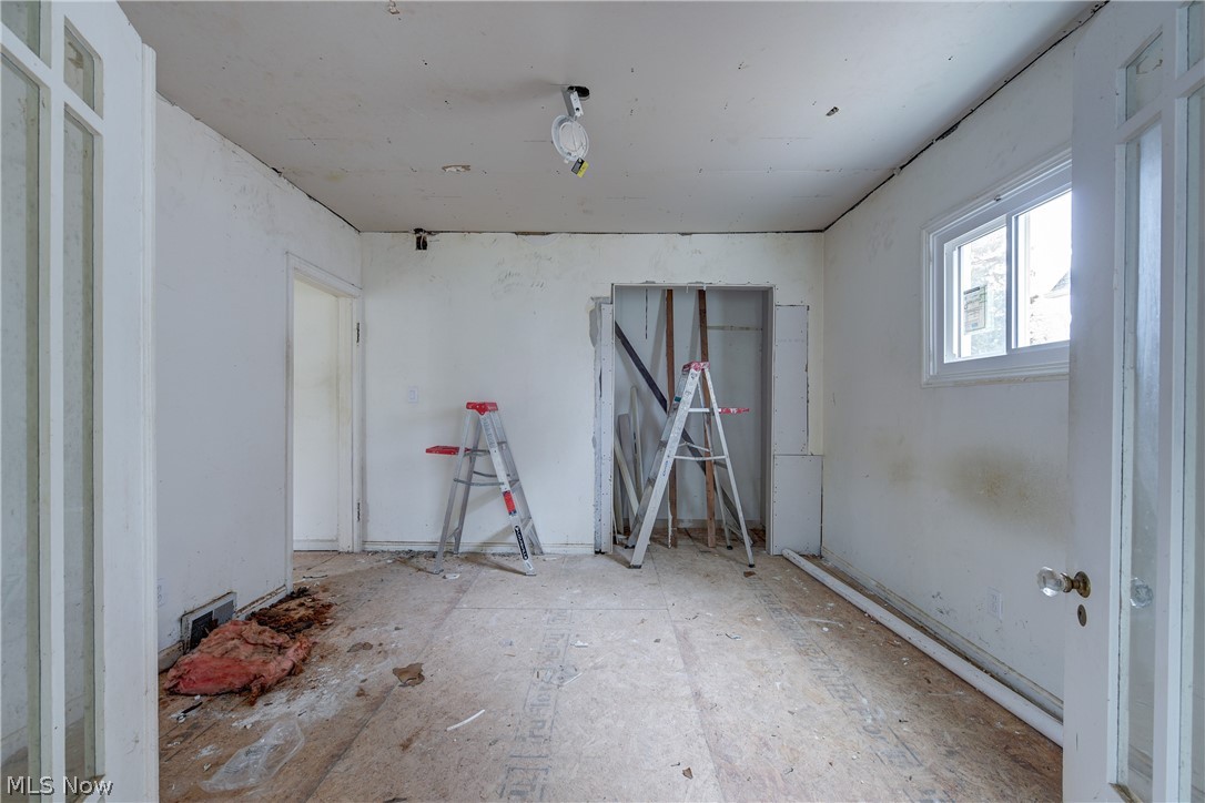 Vineyard Beach Sub - Residential