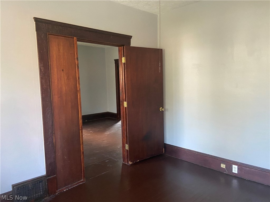 M P Kniolas Allotment - Residential Income