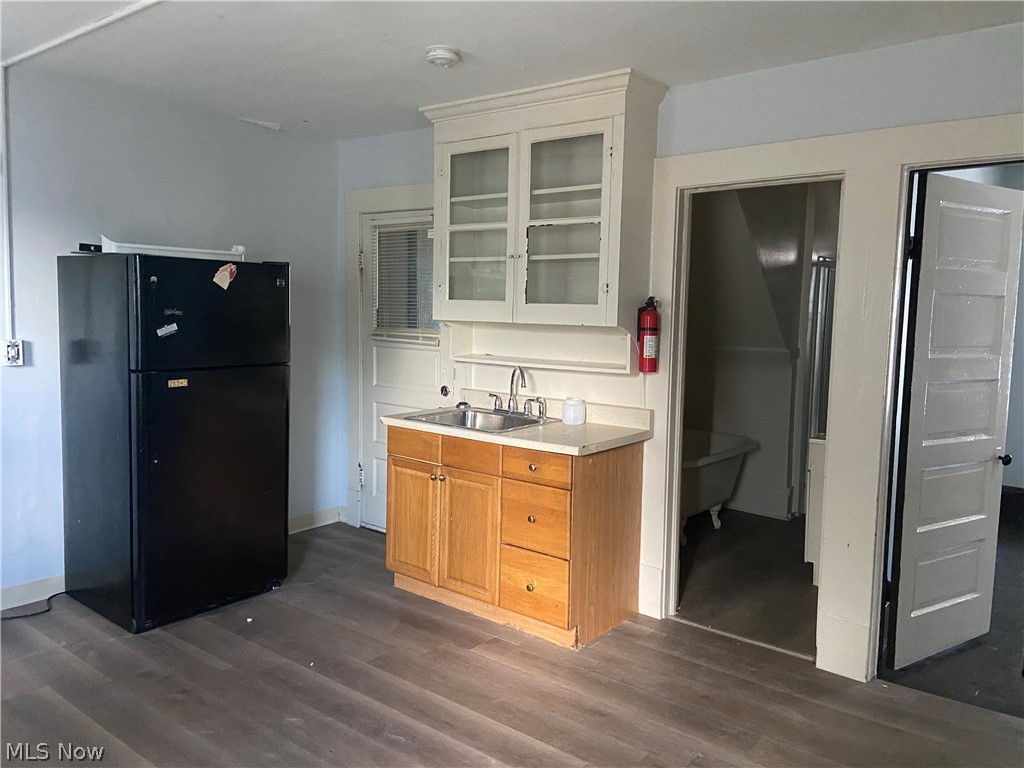 M P Kniolas Allotment - Residential Income