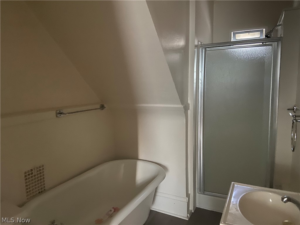 M P Kniolas Allotment - Residential Income