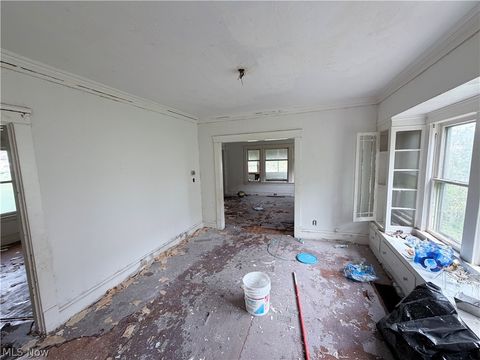 Tiny photo for 13508 Mann Avenue, East Cleveland, OH 44112 (MLS # 5209525)