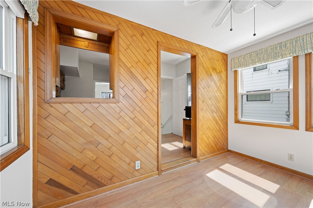 H A Barrs Detroit Road - Residential