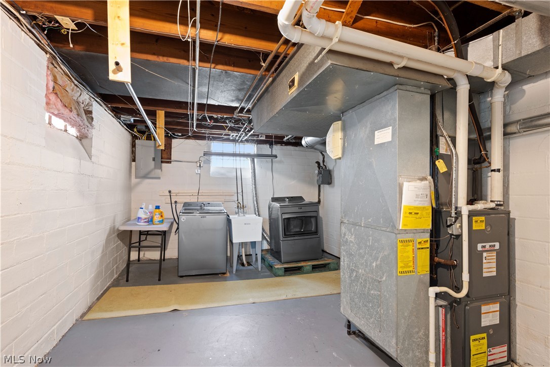 H A Barrs Detroit Road - Residential