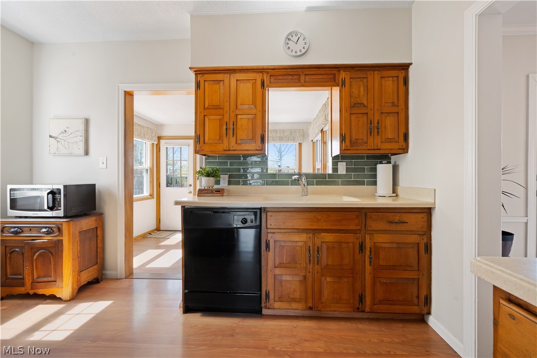 H A Barrs Detroit Road - Residential