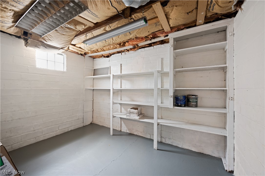 H A Barrs Detroit Road - Residential