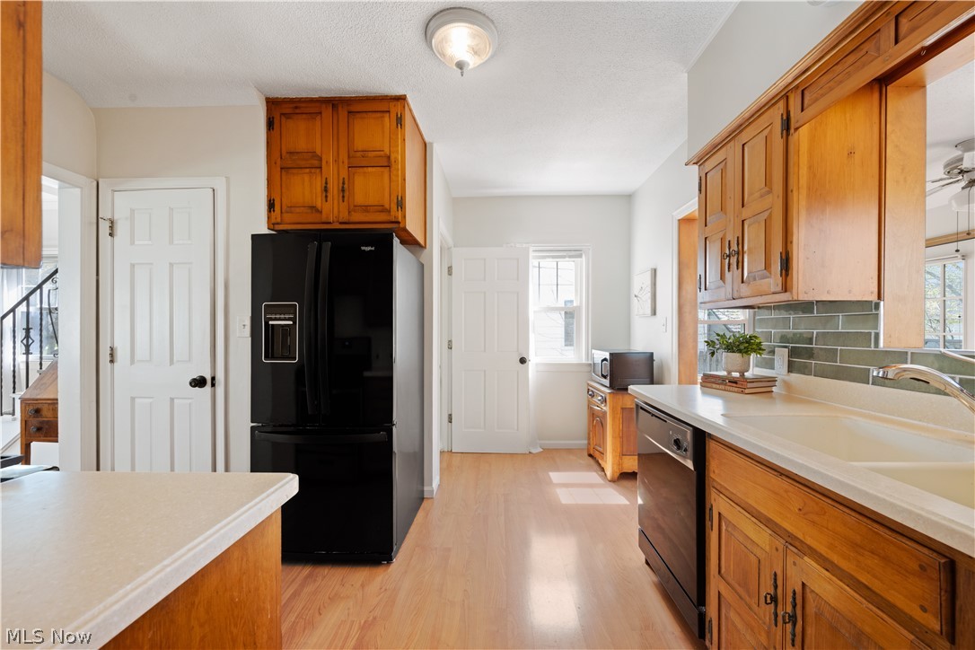 H A Barrs Detroit Road - Residential