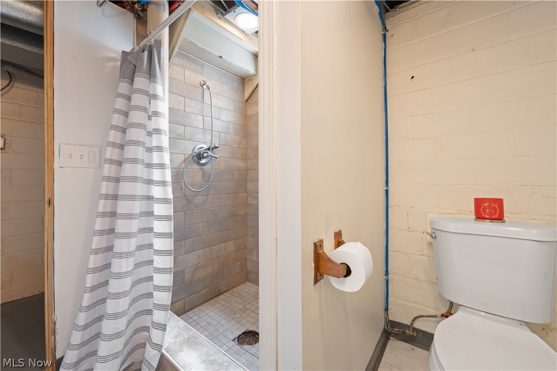 H A Barrs Detroit Road - Residential