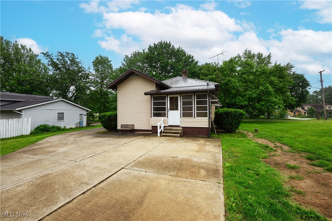2985 Brouse Street, Uniontown, Ohio image 7