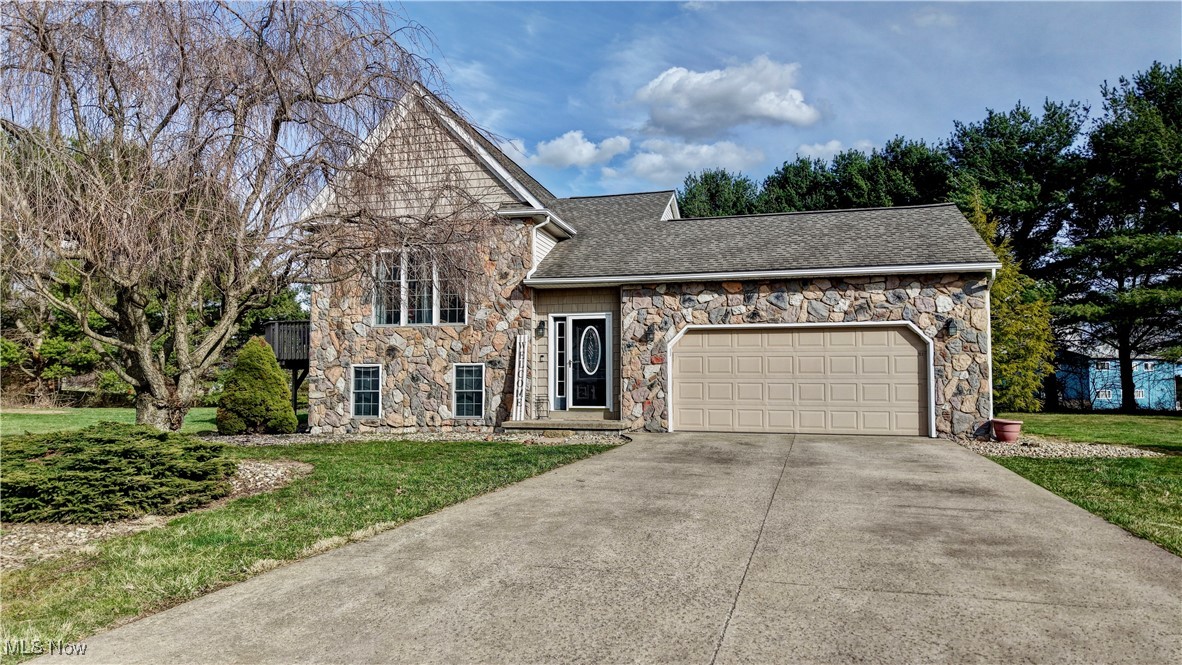 688 Willow Dale Street, Bolivar, Ohio image 1