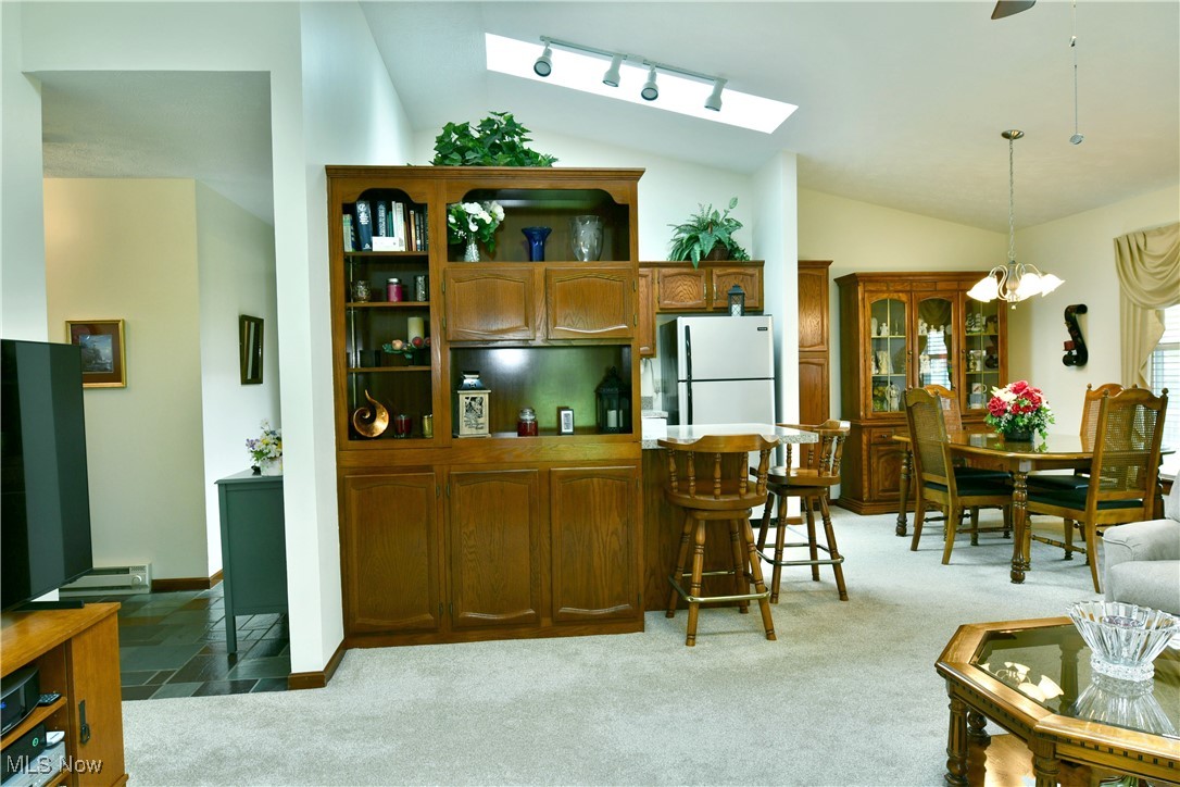 689 Wyndclift Circle, Austintown, Ohio image 36
