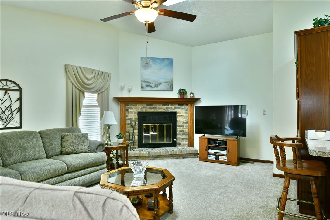 689 Wyndclift Circle, Austintown, Ohio image 33
