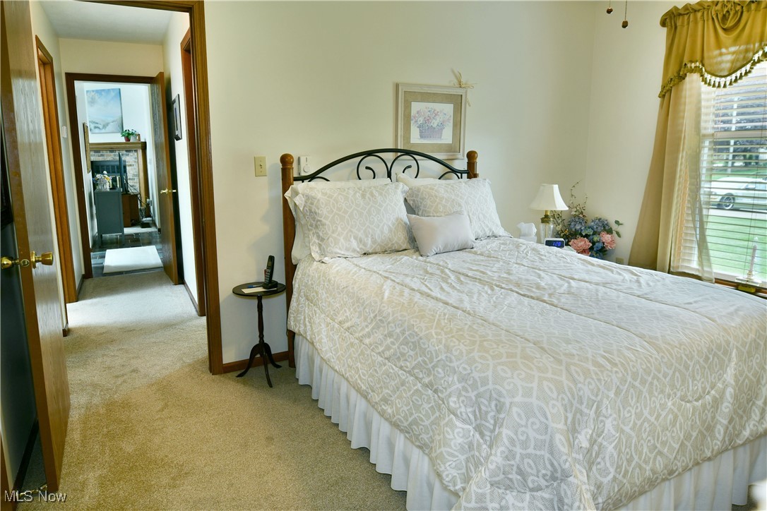 689 Wyndclift Circle, Austintown, Ohio image 18