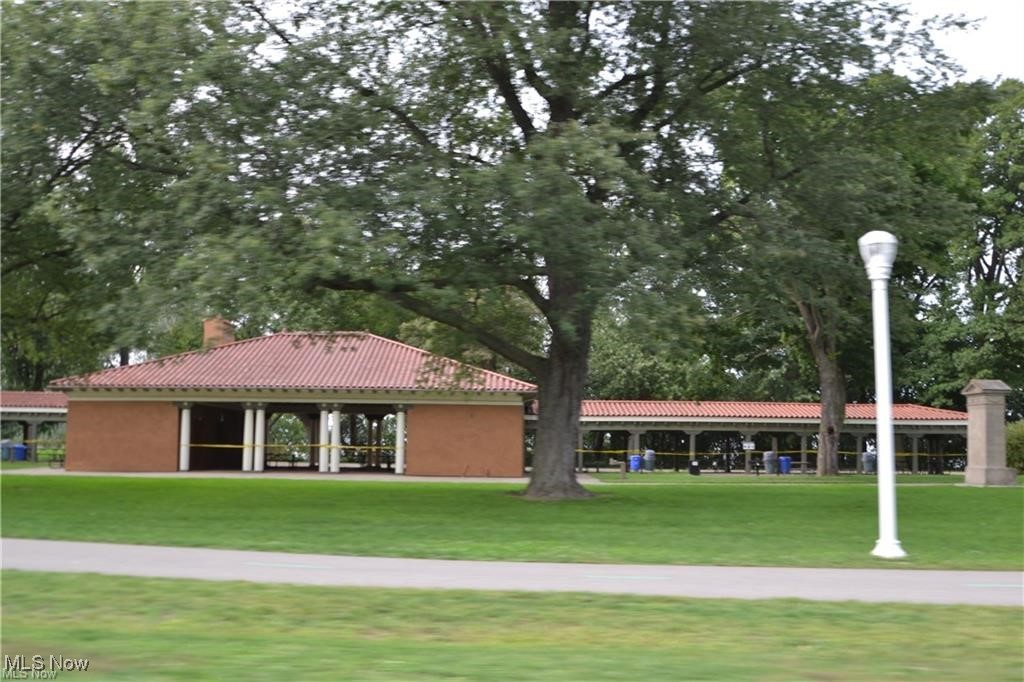 Envoy Condo - Residential