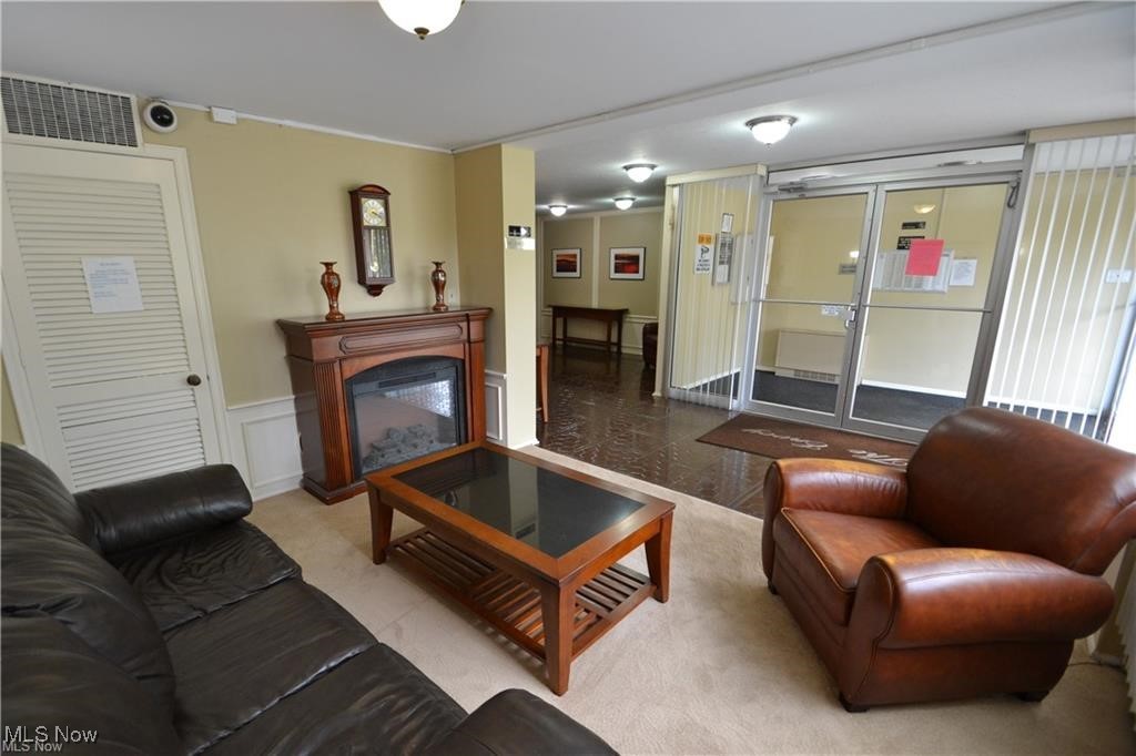 Envoy Condo - Residential