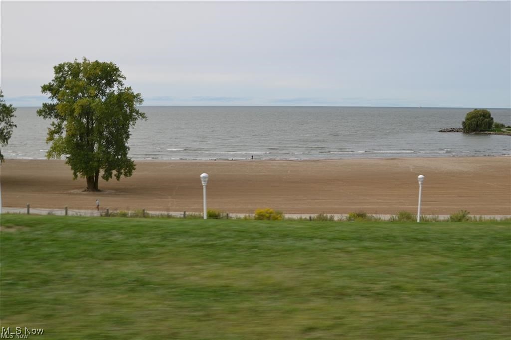 Envoy Condo - Residential