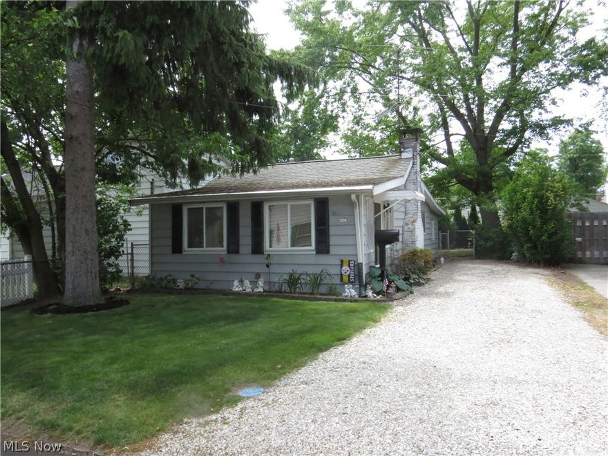 Cozy Ranch Style Home! 2 bedrooms and 1 full bathroom. Living room with wood burning fireplace. Eat-in kitchen. Washer and dryer hook-up in kitchen. Roof is approximately 12 years old. Hot water tank replaced approximately 2 years ago.  Home is in need of some cosmetic repairs and improvements.  Ideal for someone that can make this cute house into a lovely home. Perfect for downsizer, first time home buyer or an investor looking to add to their portfolio or make it an Air BnB. Close proximity to lake and shopping.  Bring your imagination, decorating and updating ideas to life!