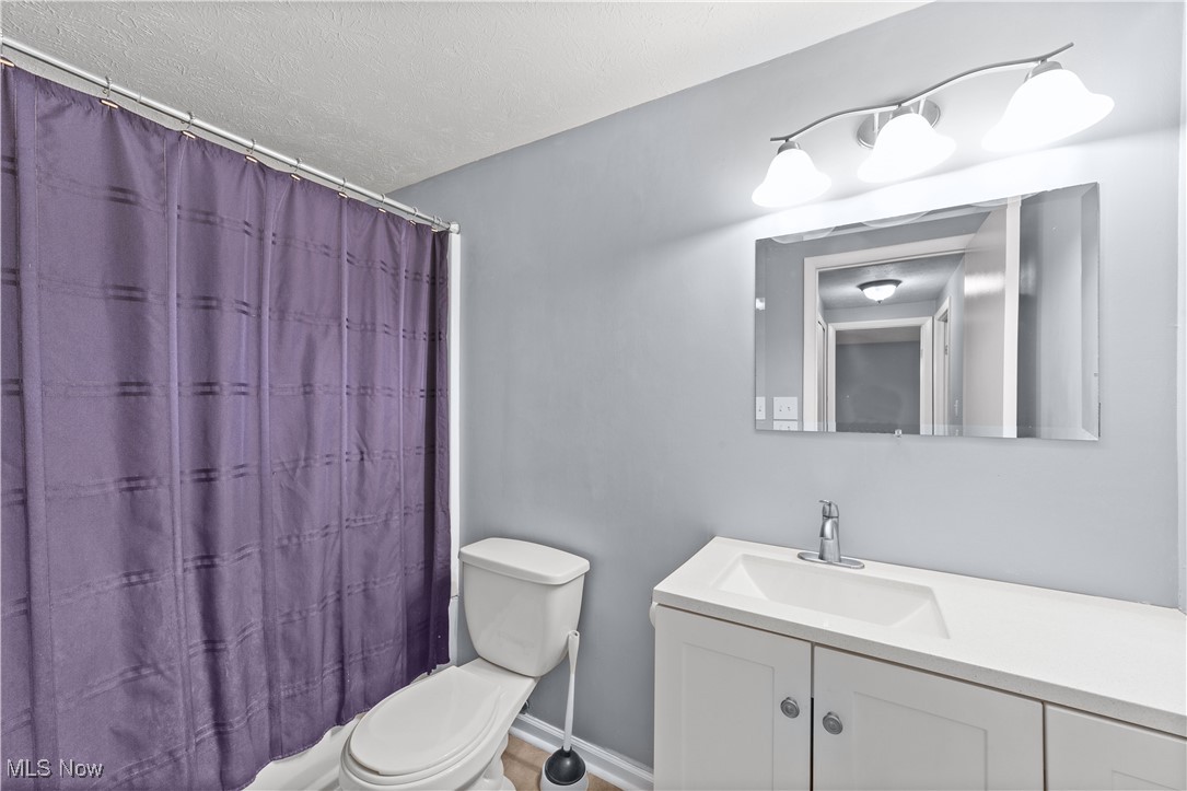 11560 Harbour Light Drive, North Royalton, Ohio image 23