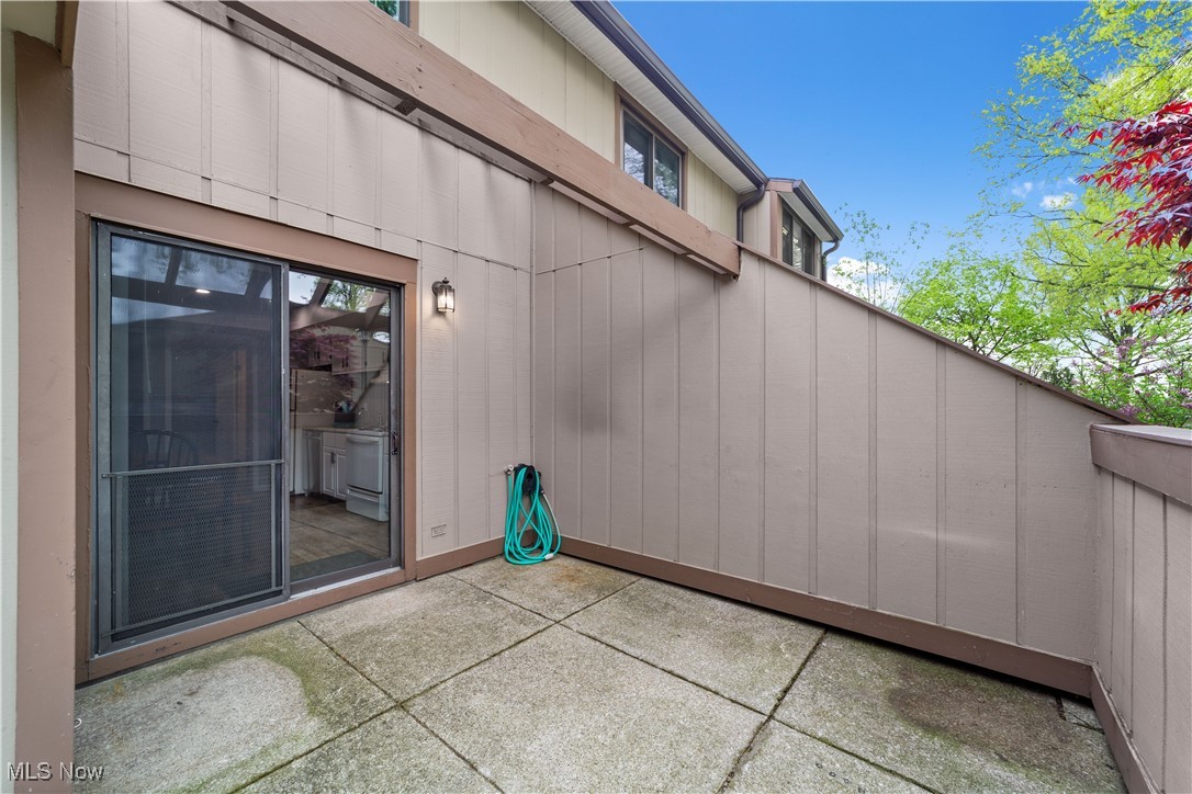 11560 Harbour Light Drive, North Royalton, Ohio image 3