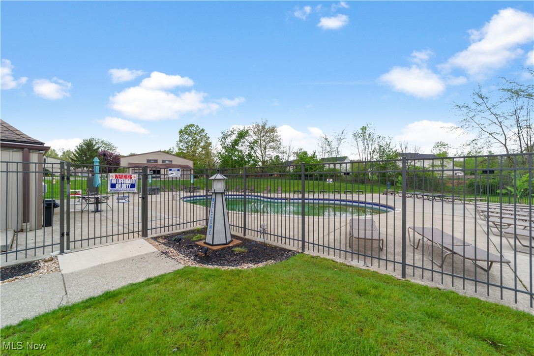 11560 Harbour Light Drive, North Royalton, Ohio image 25