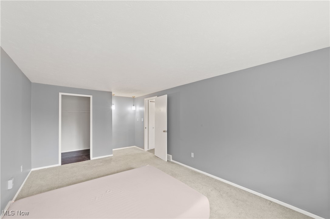 11560 Harbour Light Drive, North Royalton, Ohio image 22
