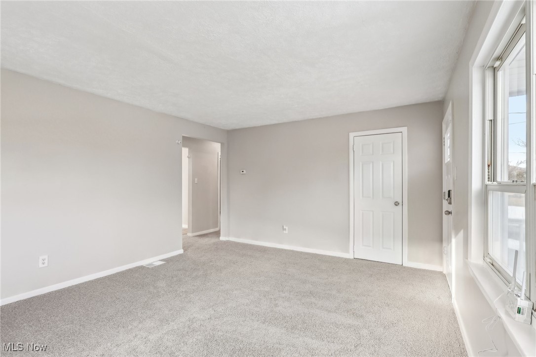 1198 Onondago Avenue, Akron, Ohio image 13