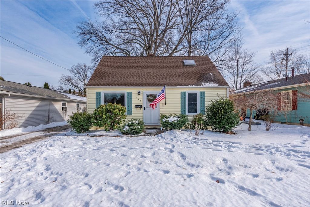 Photo of 147 Englewood Drive, Avon Lake, OH 44012 (MLS # 5186359)