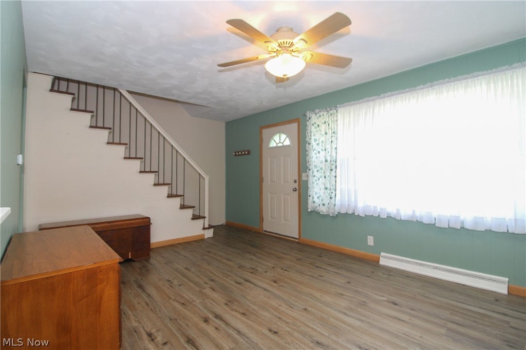 Photo of 2327 Bel Aire Lane, Youngstown, OH 44514 (MLS # 5224744)