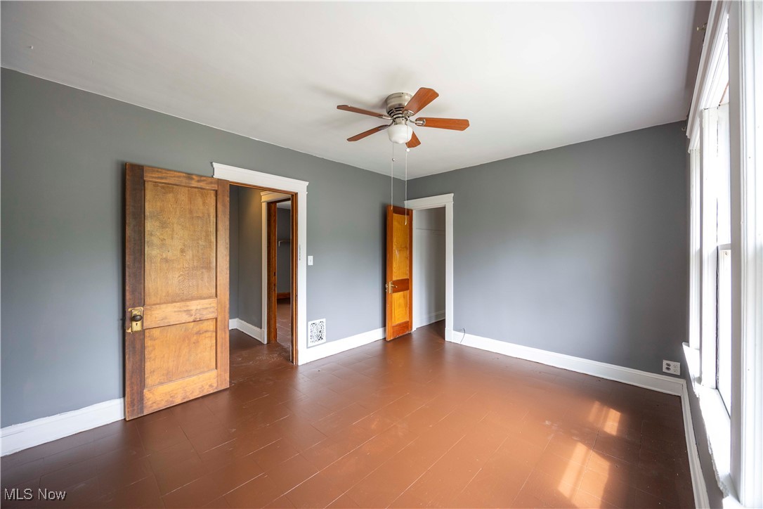 5210 Theodore Street, Maple Heights, Ohio image 23