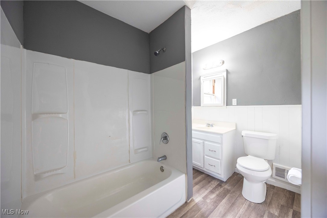 5210 Theodore Street, Maple Heights, Ohio image 19