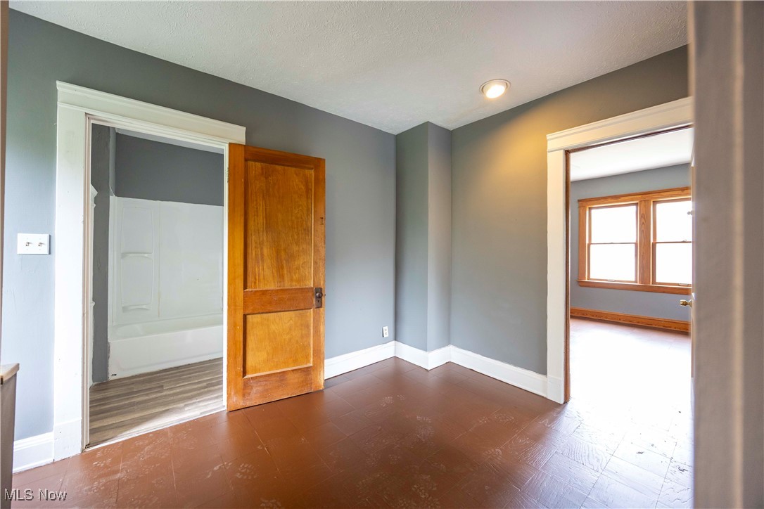 5210 Theodore Street, Maple Heights, Ohio image 25