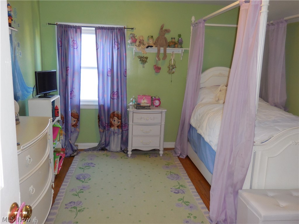 Utopia Beach 04 - Residential